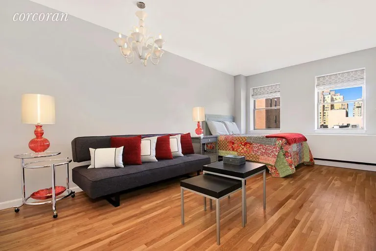 New York City Real Estate | View 186 West 80th Street, 6F | room 1 | View 2