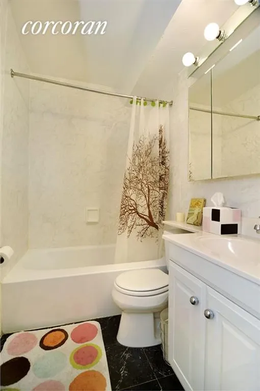 New York City Real Estate | View 209 East 56th Street, 11L | Master Bathroom | View 4