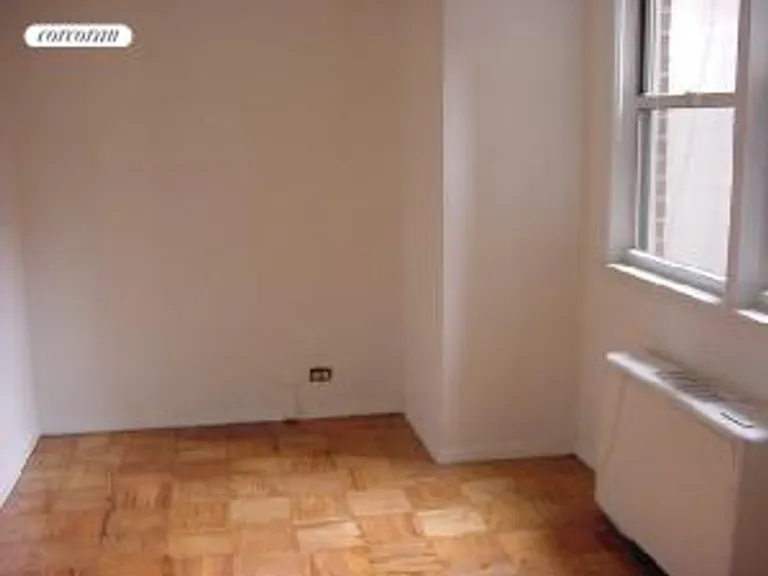 New York City Real Estate | View 77 East 12th Street, 3K | room 4 | View 5