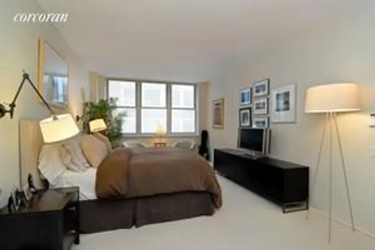 New York City Real Estate | View 109 Greene Street, 2B | room 2 | View 3