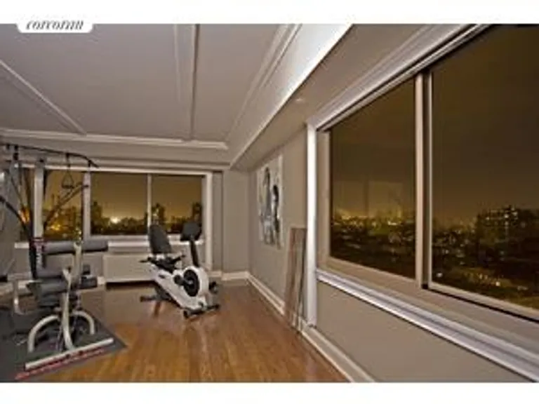 New York City Real Estate | View 240 East 10th Street, 14 FL | room 2 | View 3