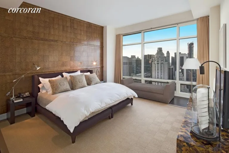 New York City Real Estate | View 151 East 58th Street, 43F | room 3 | View 4