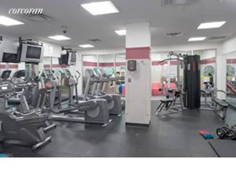 New York City Real Estate | View 181 East 90th Street, 21C | Gym | View 3