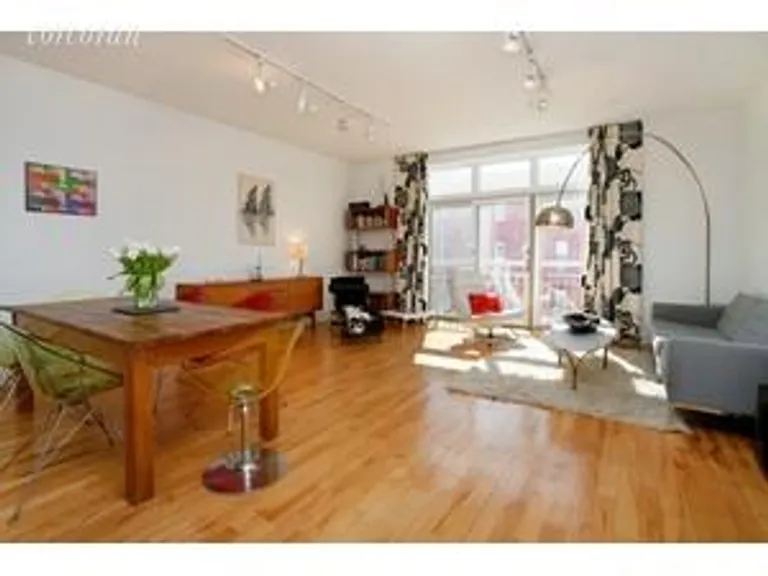 New York City Real Estate | View 675 Sackett Street, 306 | 2 Beds, 2 Baths | View 1