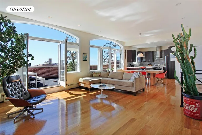 New York City Real Estate | View 71 Carroll Street, 5B | Living Room | View 2