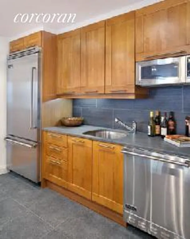 New York City Real Estate | View 134 West 10th Street, PH5N | 2 Beds, 2 Baths | View 2