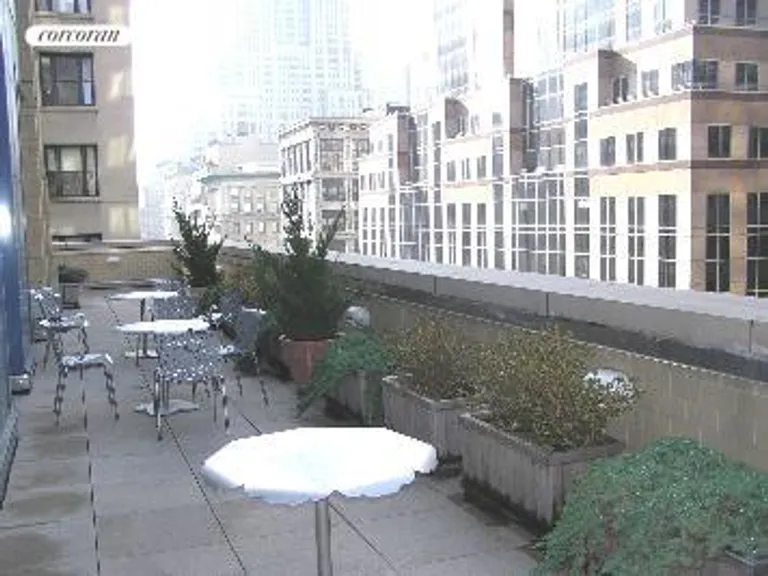 New York City Real Estate | View 425 Fifth Avenue, 28B | room 3 | View 4
