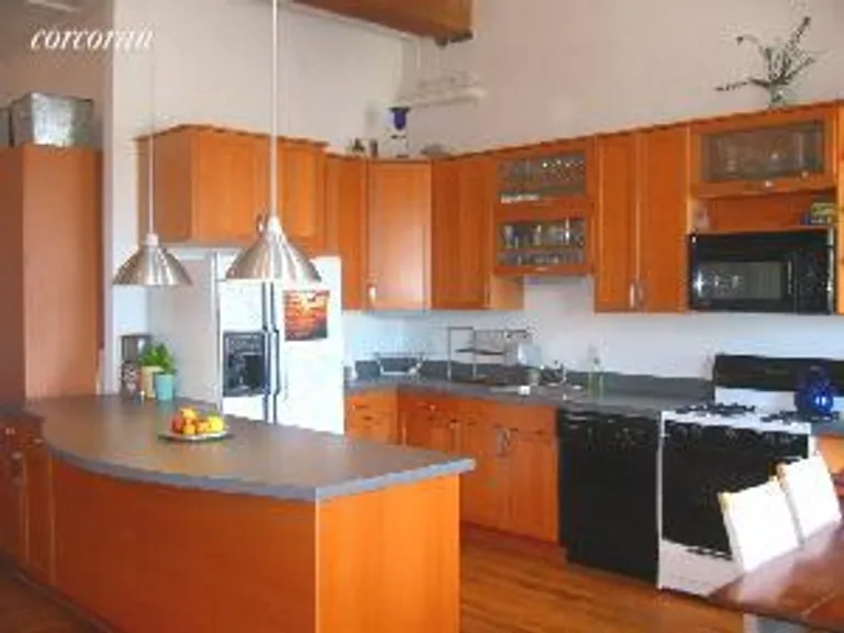 New York City Real Estate | View 24 6th Avenue, 404 | room 1 | View 2