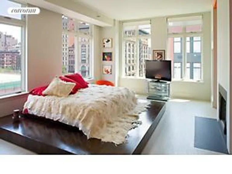 New York City Real Estate | View 160 Wooster Street, PHB | room 4 | View 5