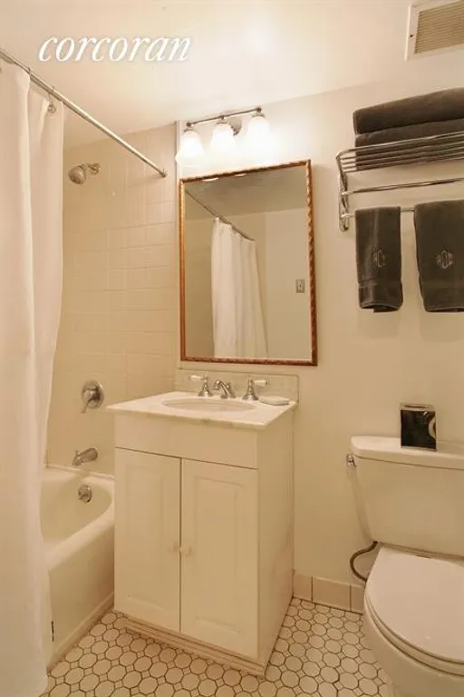 New York City Real Estate | View 23 Waverly Place, 2N | Bathroom | View 6
