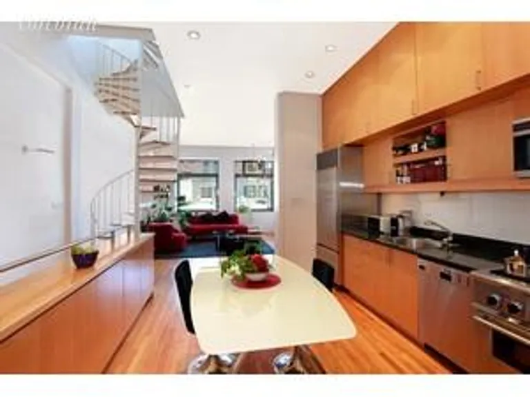 New York City Real Estate | View 14 East 4th Street, PH1125 | room 1 | View 2