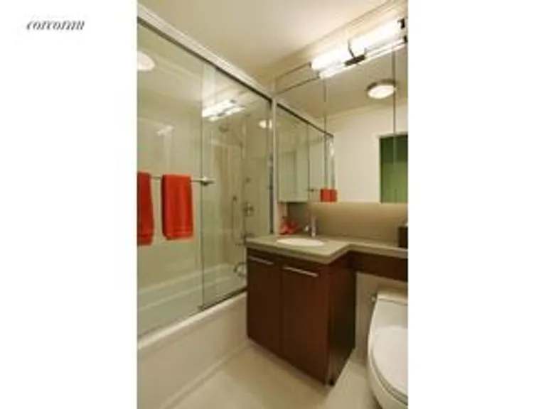 New York City Real Estate | View 350 East 82Nd Street, 6N | room 3 | View 4