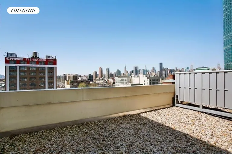 New York City Real Estate | View 27-28 Thomson Avenue, 629 | room 3 | View 4