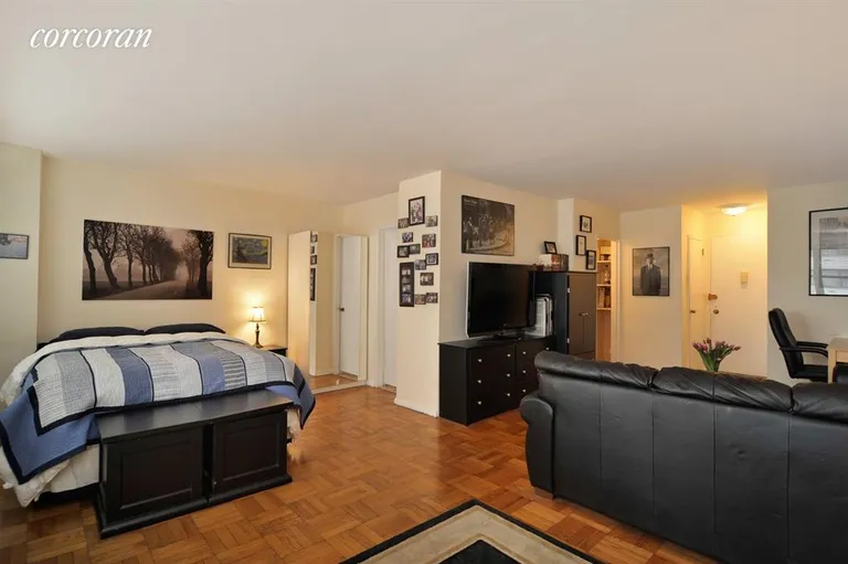 New York City Real Estate | View 399 East 72nd Street, 15G | Living Room | View 2