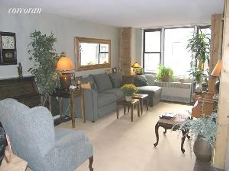 New York City Real Estate | View 200 West 79th Street, 4P | 1 Bed, 1 Bath | View 1