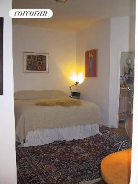 New York City Real Estate | View 15 East 10th Street, 4A | room 4 | View 5
