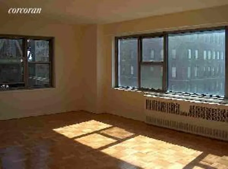 New York City Real Estate | View 16 Sutton Place, 11C | 2 Beds, 2 Baths | View 1