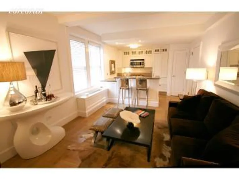 New York City Real Estate | View 27 West 72nd Street, 1014 | 1 Bed, 1 Bath | View 1