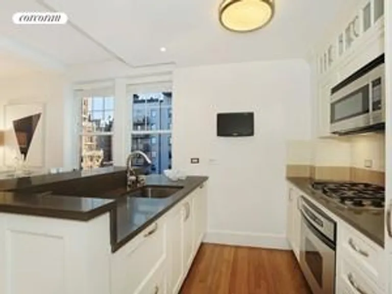 New York City Real Estate | View 27 West 72nd Street, 1014 | room 4 | View 5