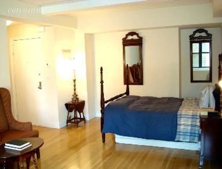 New York City Real Estate | View 230 Riverside Drive, 2J | room 1 | View 2