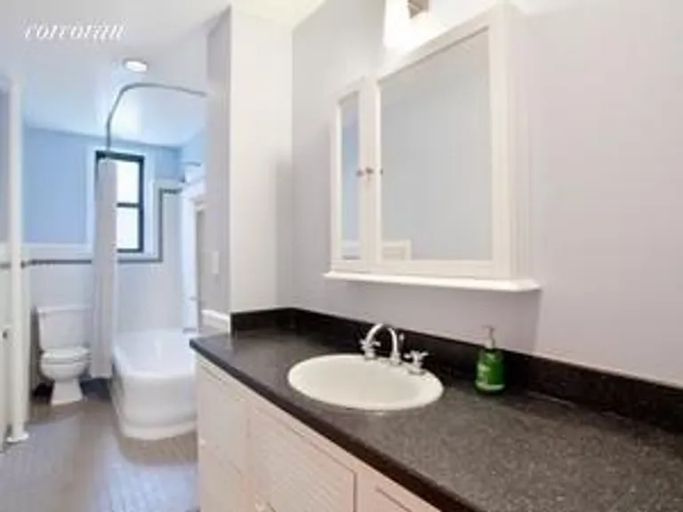 New York City Real Estate | View 30 Clinton Street, 2G | 1 Bed, 1 Bath | View 1