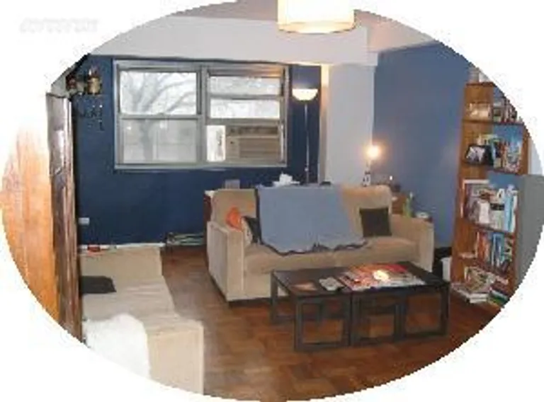 New York City Real Estate | View 270 Jay Street, 2H | 2 Beds, 1 Bath | View 1