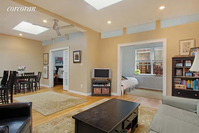 New York City Real Estate | View 530 East 84th Street, 5MN | Living Room | View 2