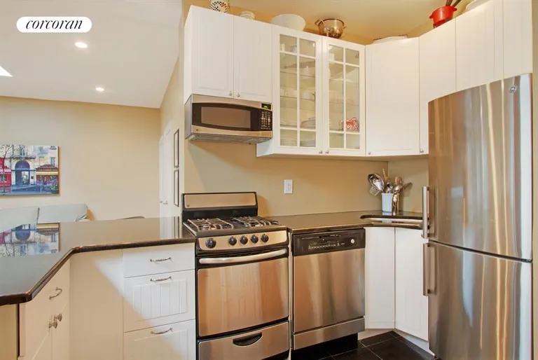 New York City Real Estate | View 530 East 84th Street, 5MN | Kitchen | View 3