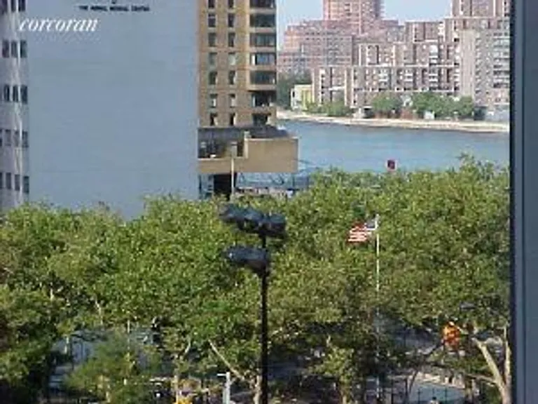 New York City Real Estate | View 40 Sutton Place, 5E | room 1 | View 2