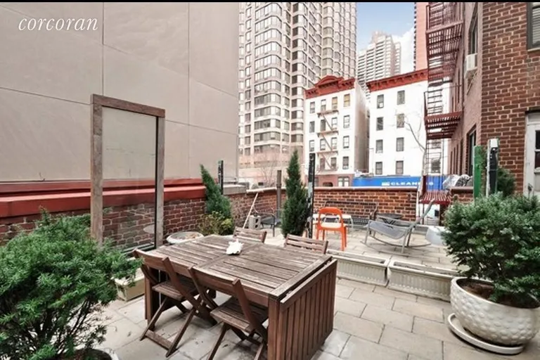 New York City Real Estate | View 242 East 38th Street, 2H | 1 Bath | View 1