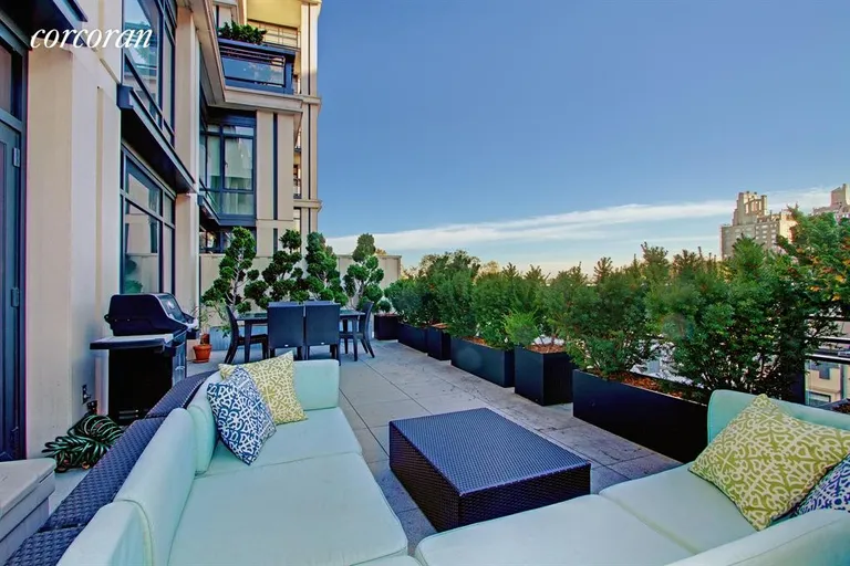New York City Real Estate | View 170 East End Avenue, 6A | 2 Beds, 2 Baths | View 1