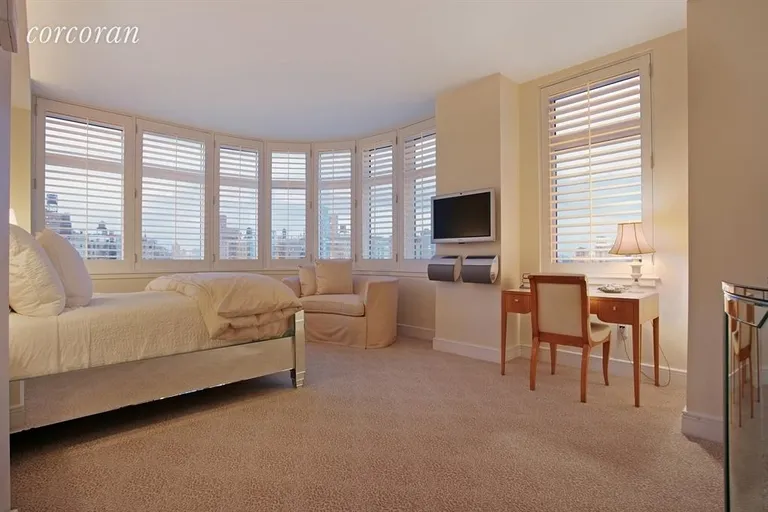 New York City Real Estate | View 181 East 90th Street, 16AB | Master Bedroom | View 8