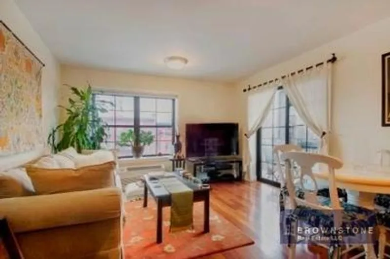 New York City Real Estate | View 93 Rapelye Street, 4G | 2 Beds, 1 Bath | View 2
