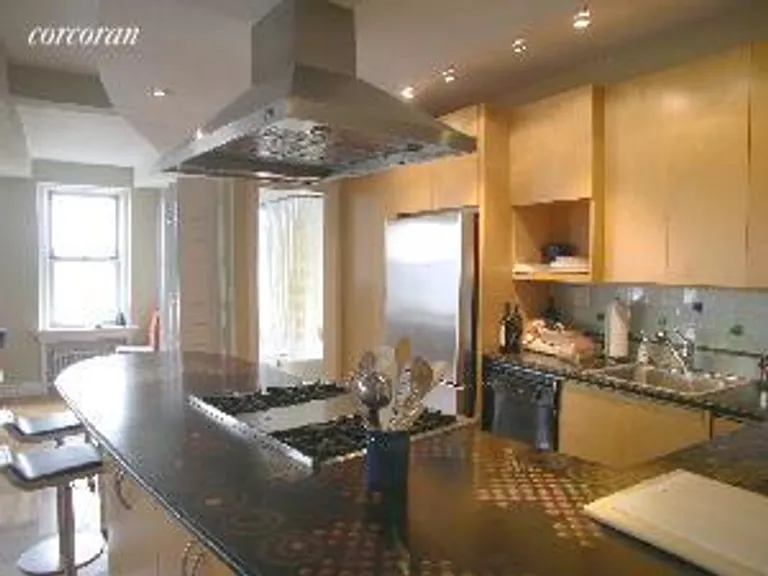 New York City Real Estate | View 250 Cabrini Boulevard, 6H | room 1 | View 2