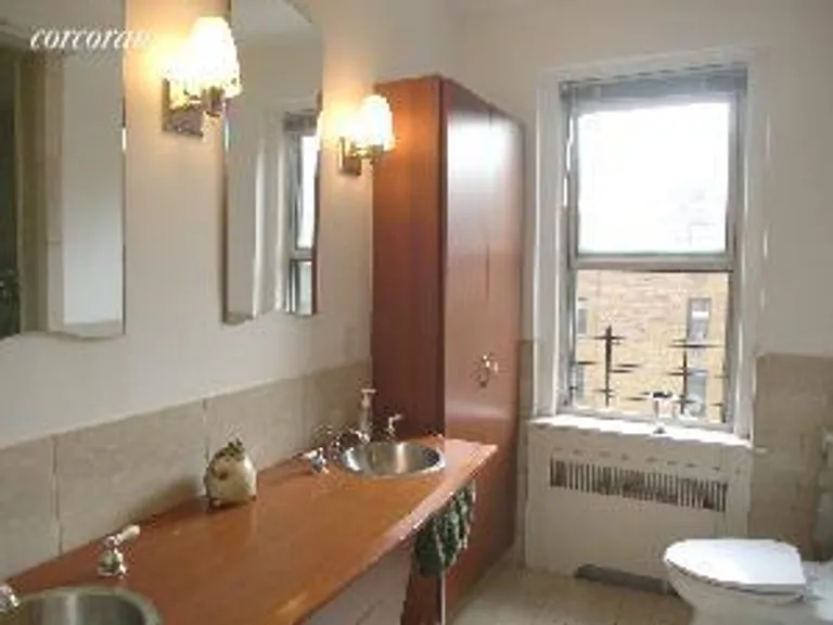 New York City Real Estate | View 250 Cabrini Boulevard, 6H | room 2 | View 3