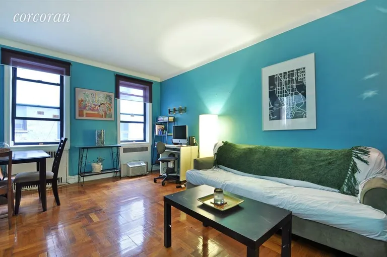 New York City Real Estate | View 192 East 8th Street, 1A | Living Room | View 2