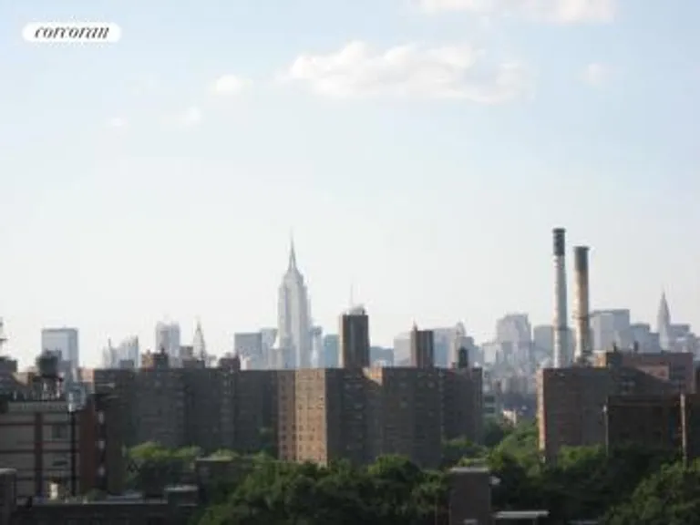 New York City Real Estate | View 175 Willoughby Street, 5A | Manhattan Skyline | View 6