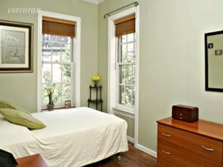 New York City Real Estate | View 509 East 83rd Street, 5R | room 2 | View 3