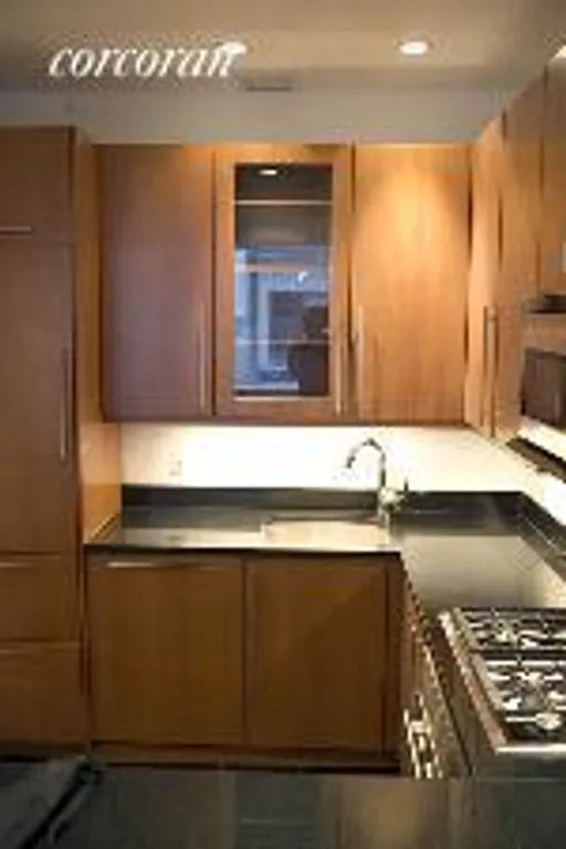 New York City Real Estate | View 237 West 26th Street, PH | room 2 | View 3