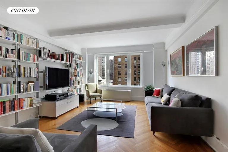 New York City Real Estate | View 1230 Park Avenue, 7D | Living Room | View 8