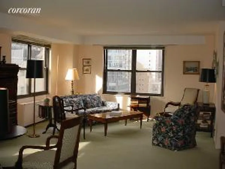 New York City Real Estate | View 166 East 61st Street, 21G | 2 Beds, 2 Baths | View 1