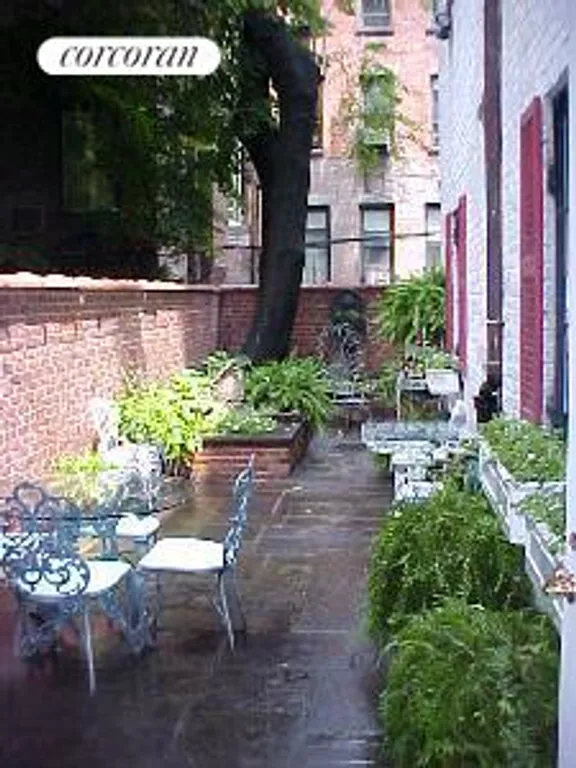 New York City Real Estate | View 161 East 70th Street | room 20 | View 21