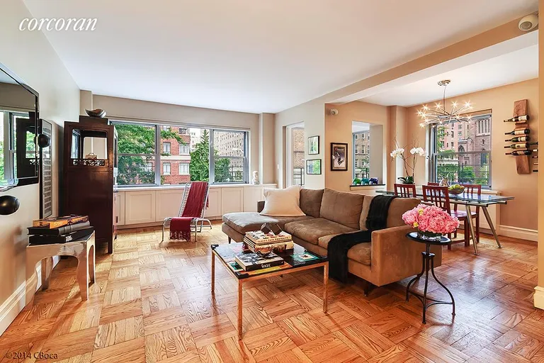 New York City Real Estate | View 11 Fifth Avenue, 3O | 2 Beds, 2 Baths | View 1