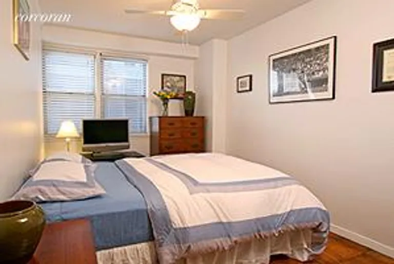 New York City Real Estate | View 40 Clinton Street, 8J | room 1 | View 2