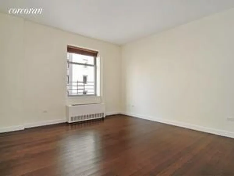 New York City Real Estate | View 100 West 58th Street, 15F | room 2 | View 3