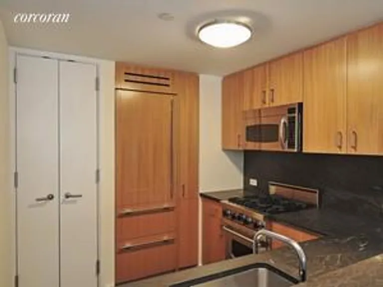 New York City Real Estate | View 100 West 58th Street, 15F | room 1 | View 2