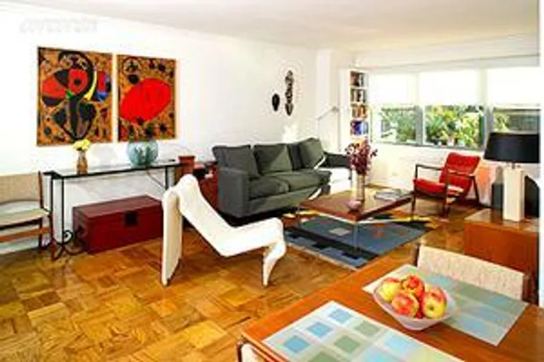 New York City Real Estate | View 10 West 15th Street, 214 | 2 Beds, 1 Bath | View 1
