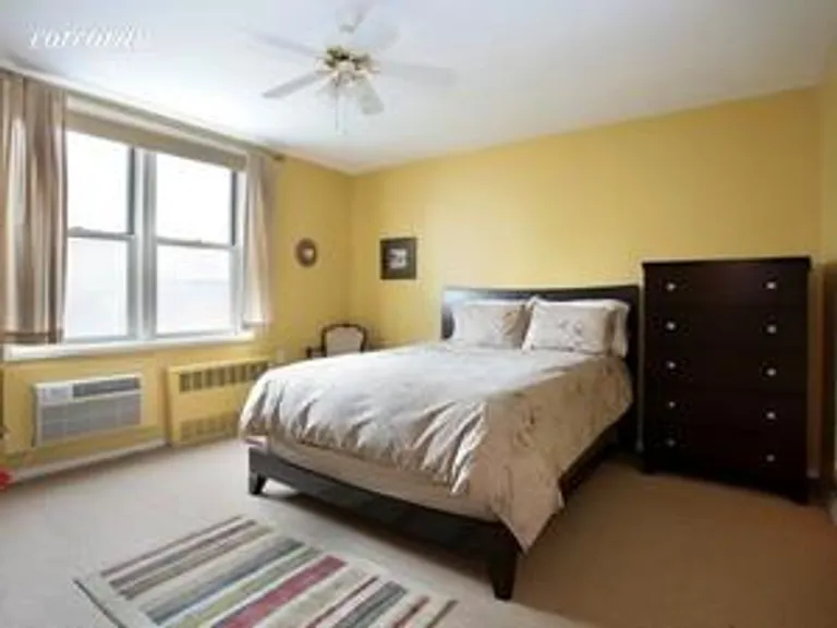 New York City Real Estate | View 301 West 110th Street, 6H | room 2 | View 3