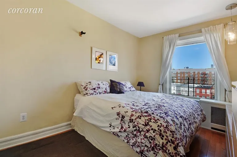 New York City Real Estate | View 175 Prospect Park SW, 4A | Master Bedroom | View 5