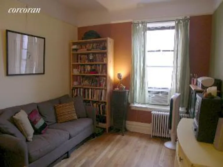 New York City Real Estate | View 447 Fort Washington Avenue, 66 | room 2 | View 3